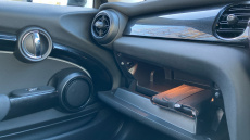 MINI Hatchback 1.5 Cooper Classic 3dr Petrol Hatchback